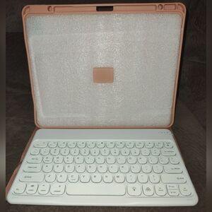 Magnetic Wireless Keyboard and Case for ipad Pro 11